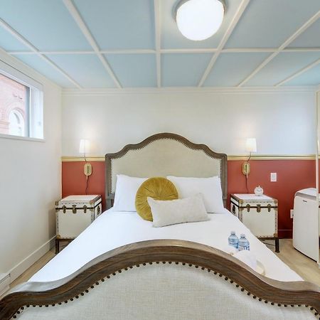 Victoria'S Parliamentary Suite With Private Rooftop Patio & Harbour View Luaran gambar