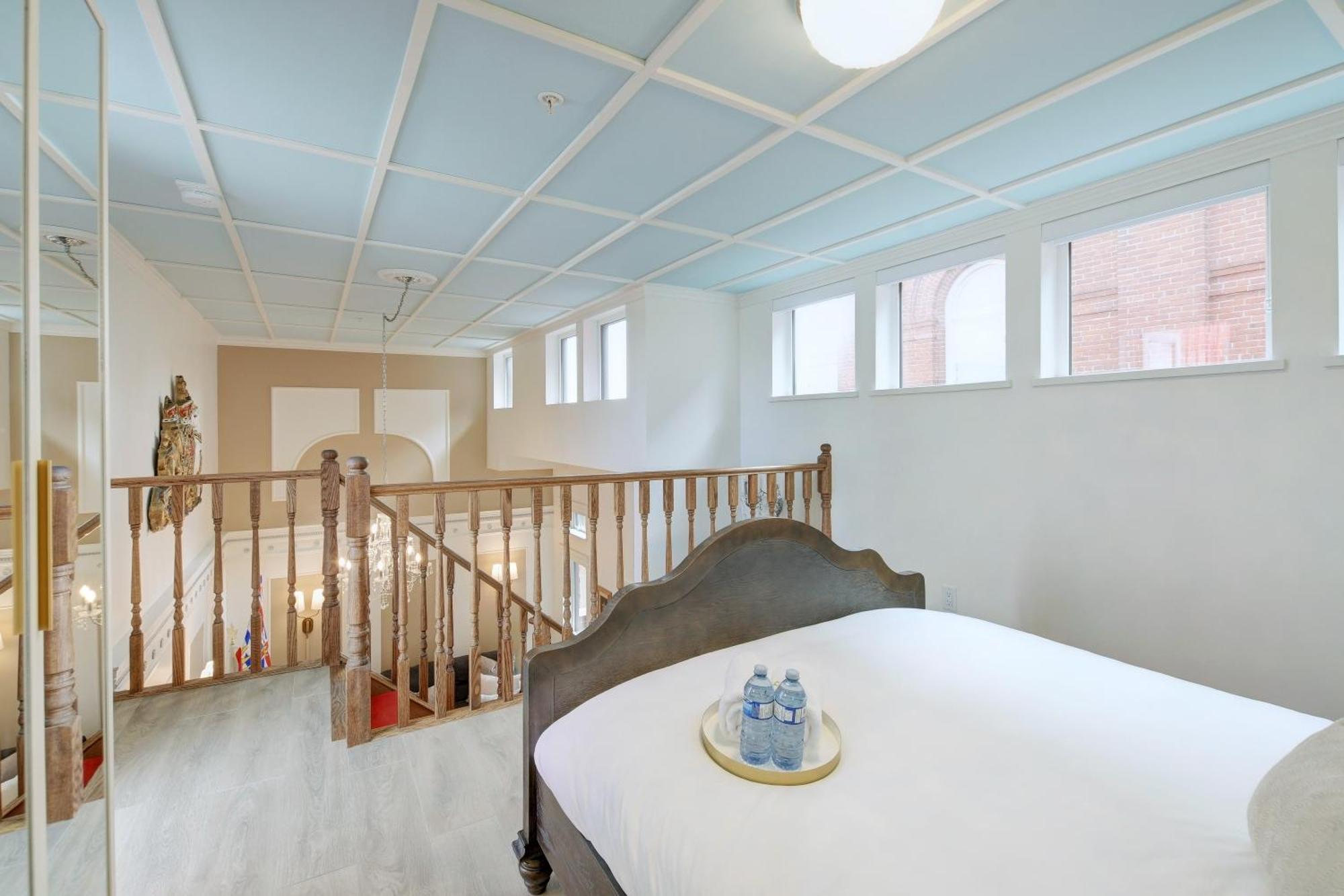 Victoria'S Parliamentary Suite With Private Rooftop Patio & Harbour View Luaran gambar